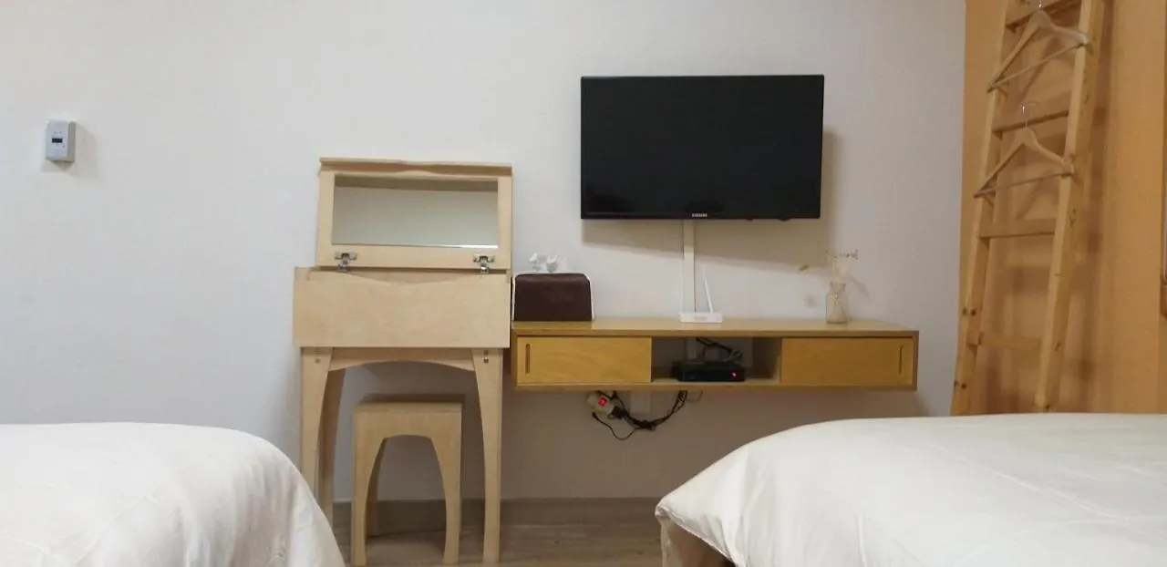 ג'גו Moon Forest Guesthouse קוריאה הדרומית